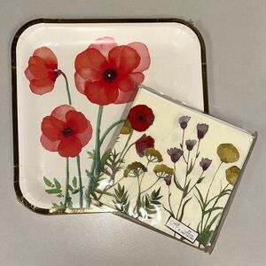Field Poppy Florals Ivory Set of 8 paper dinner plates and 20 Square Napkins